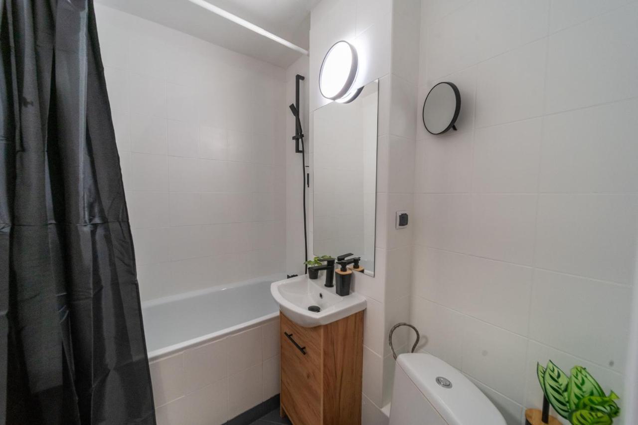 Metro Lux Home Apartment Warsaw Luaran gambar